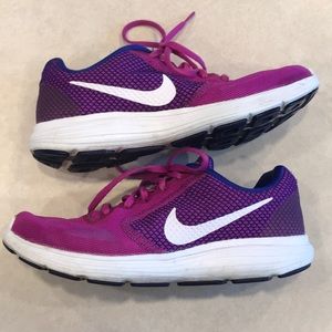 nike revolution 3 purple